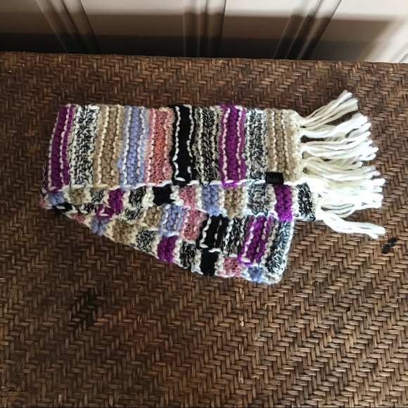 Bula Winter Scarf - Picture 2 of 4